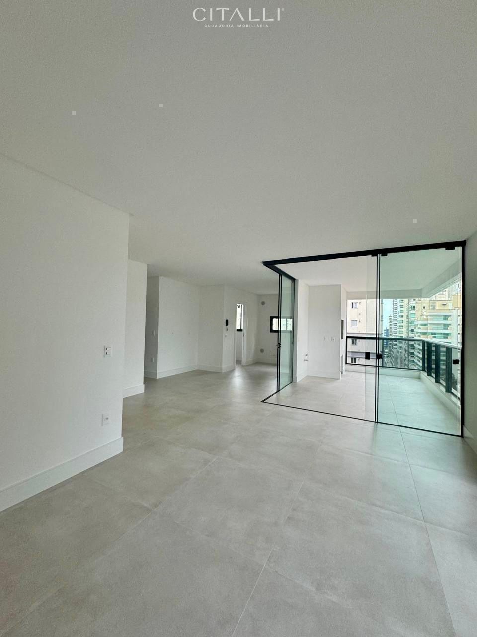 Apartamento no Edifício Fiori del Mare na Meia Praia com 132,90 m². - Foto 5