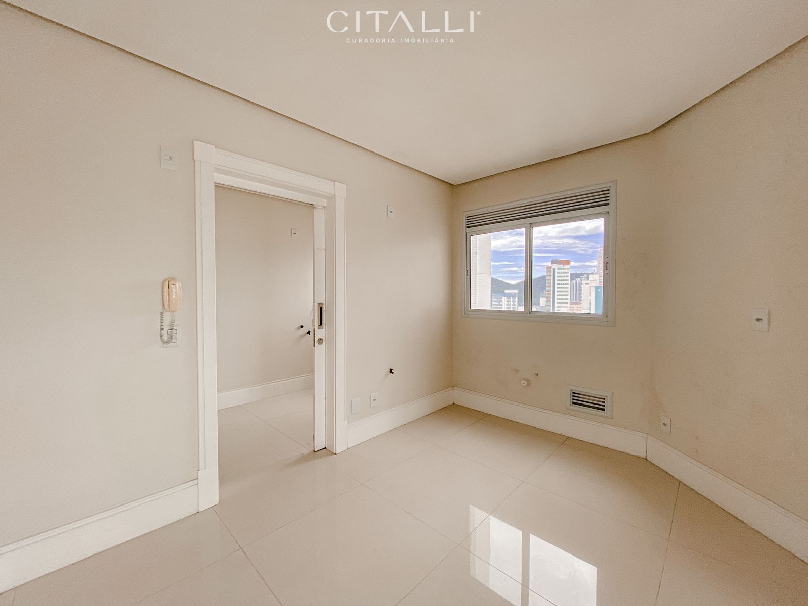 Apartamento Duplex no Le Majestic em Balneário Camboriú, 239m², 04 suítes - Foto 3