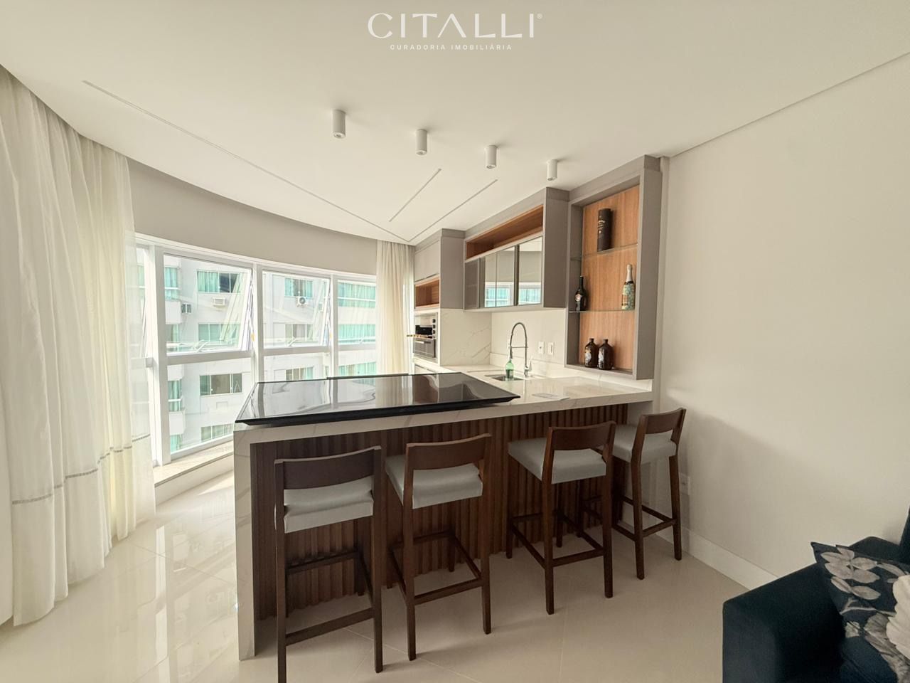 Apartamento com 4 dormitórios à venda no Edifício Esquina Bella - Foto 2