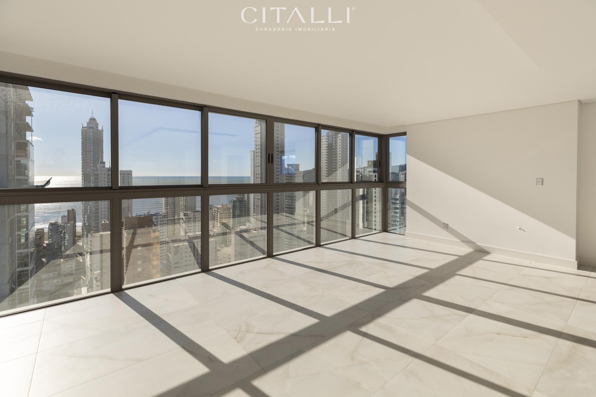 Apartamento no Edifício Ocean Breeze em Balneário Camboriú com 167 m² - Foto 1