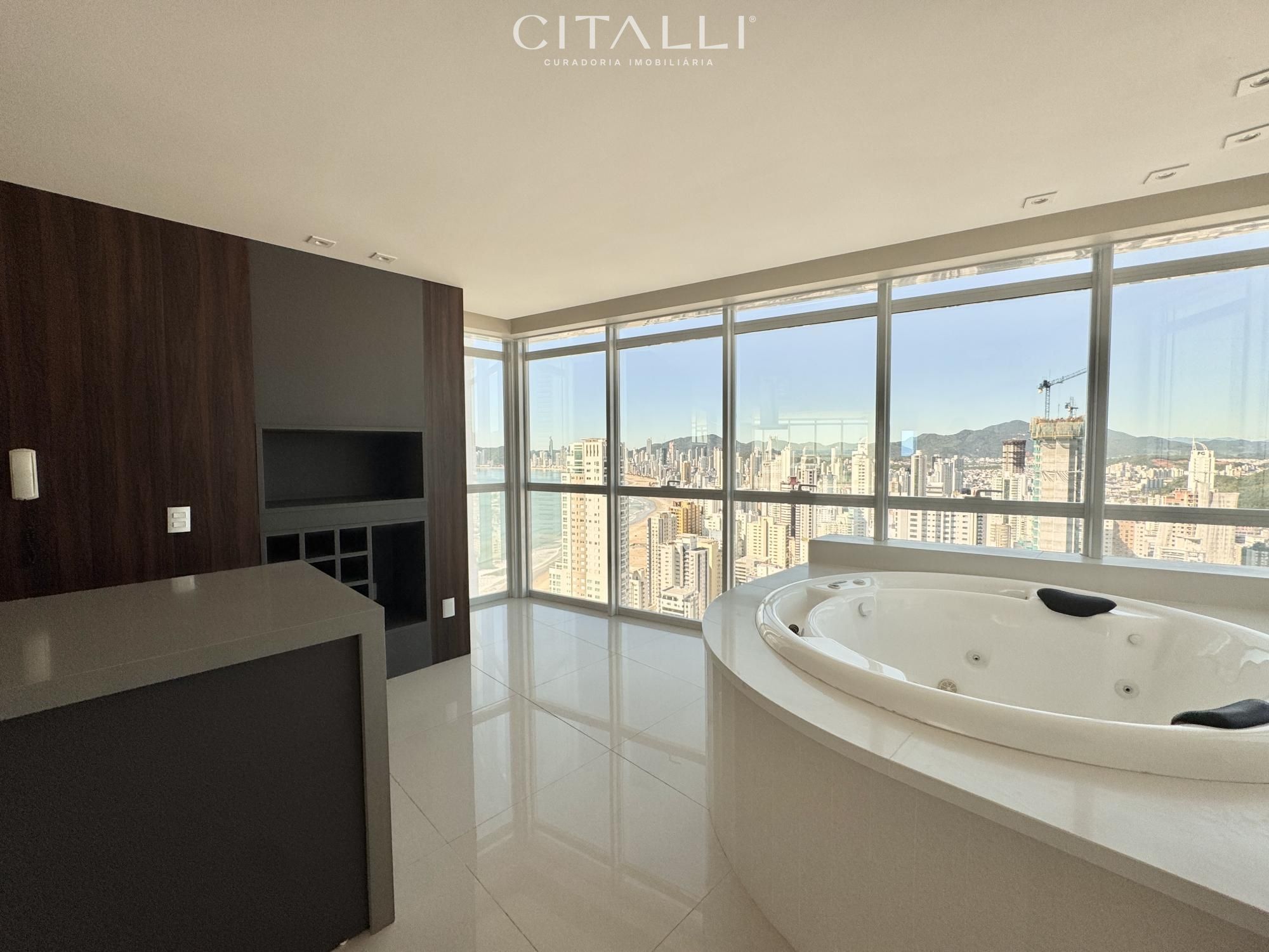 Apartamento com 03 suítes no Edifício Alameda Jardins na Barra Norte em Balneário Camboriú - Foto 1