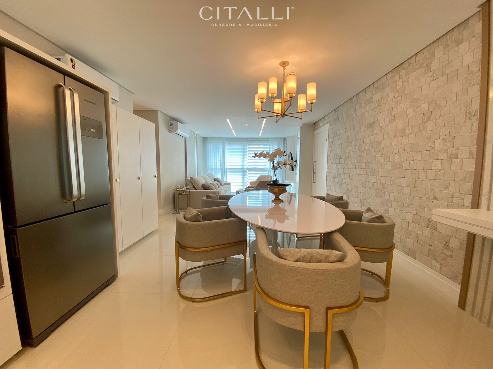 Apartamento mobiliado no Edifício Phoenix Tower em Balneário Camboriú com 139m² - Foto 2