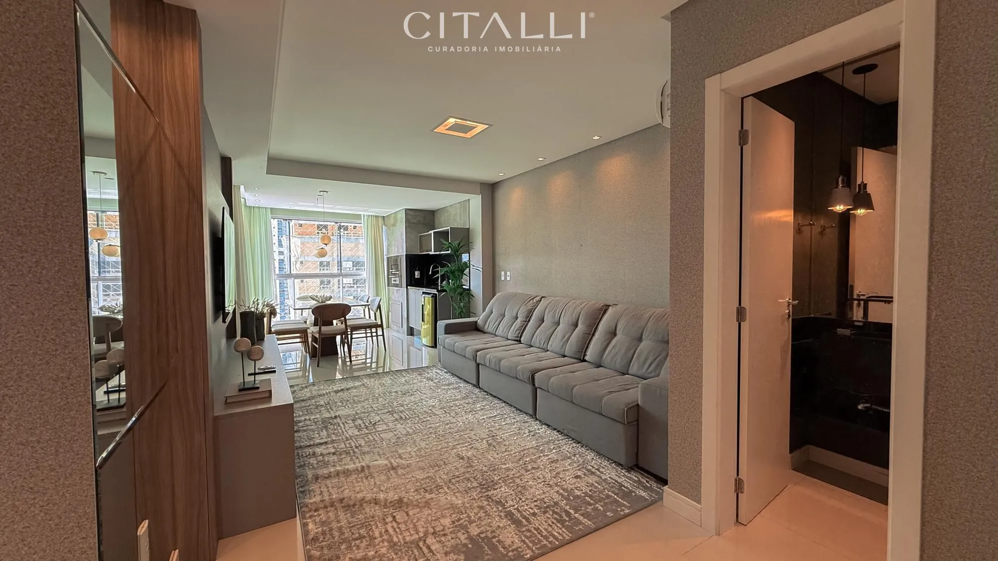 Apartamento 4 Dormitórios à Venda em Balneário Camboriú - Pioneiros - Foto 2