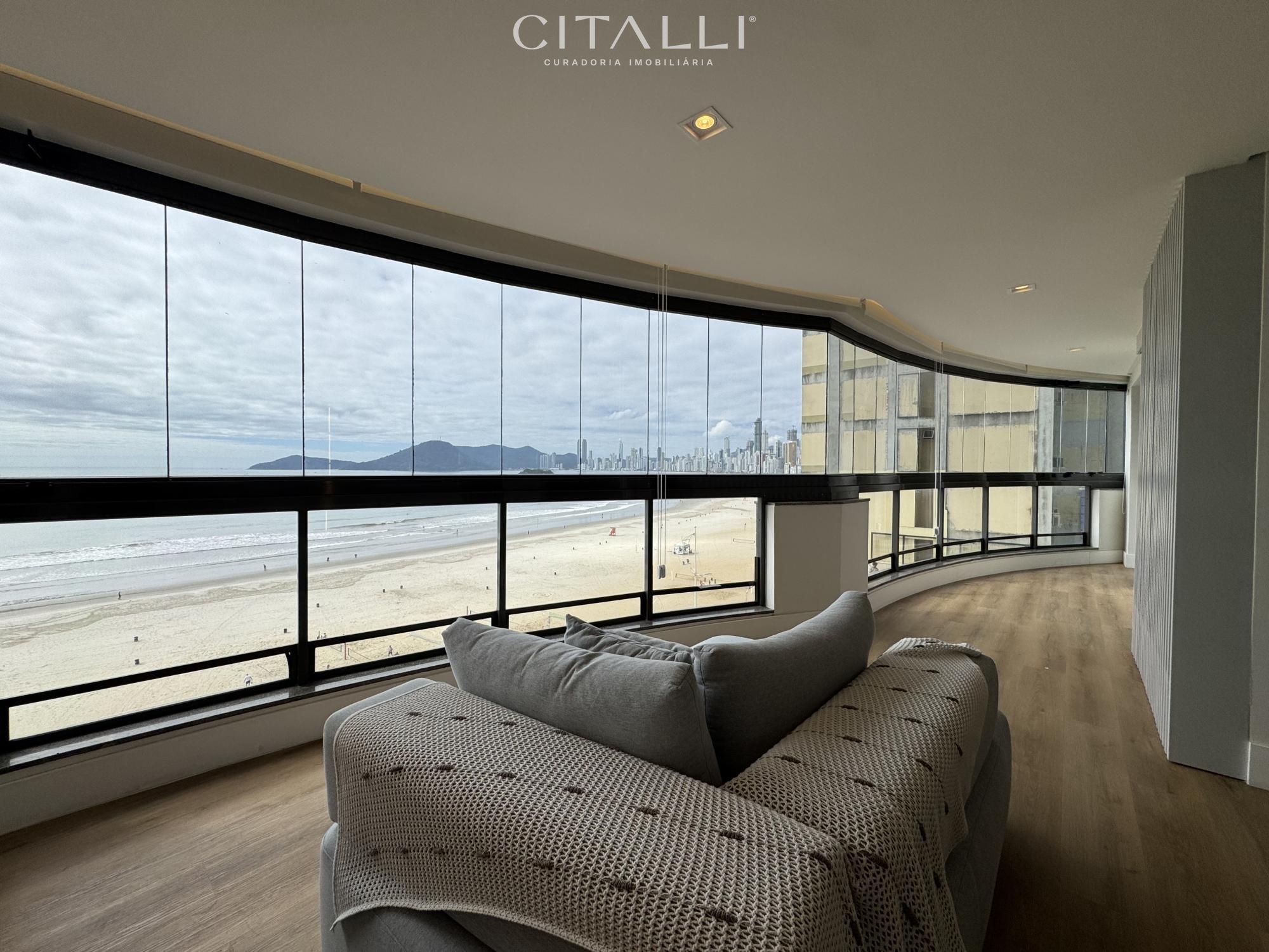 Apartamento no Edifício Real Park em Balneário Camboriú com 190 m² - Foto 1