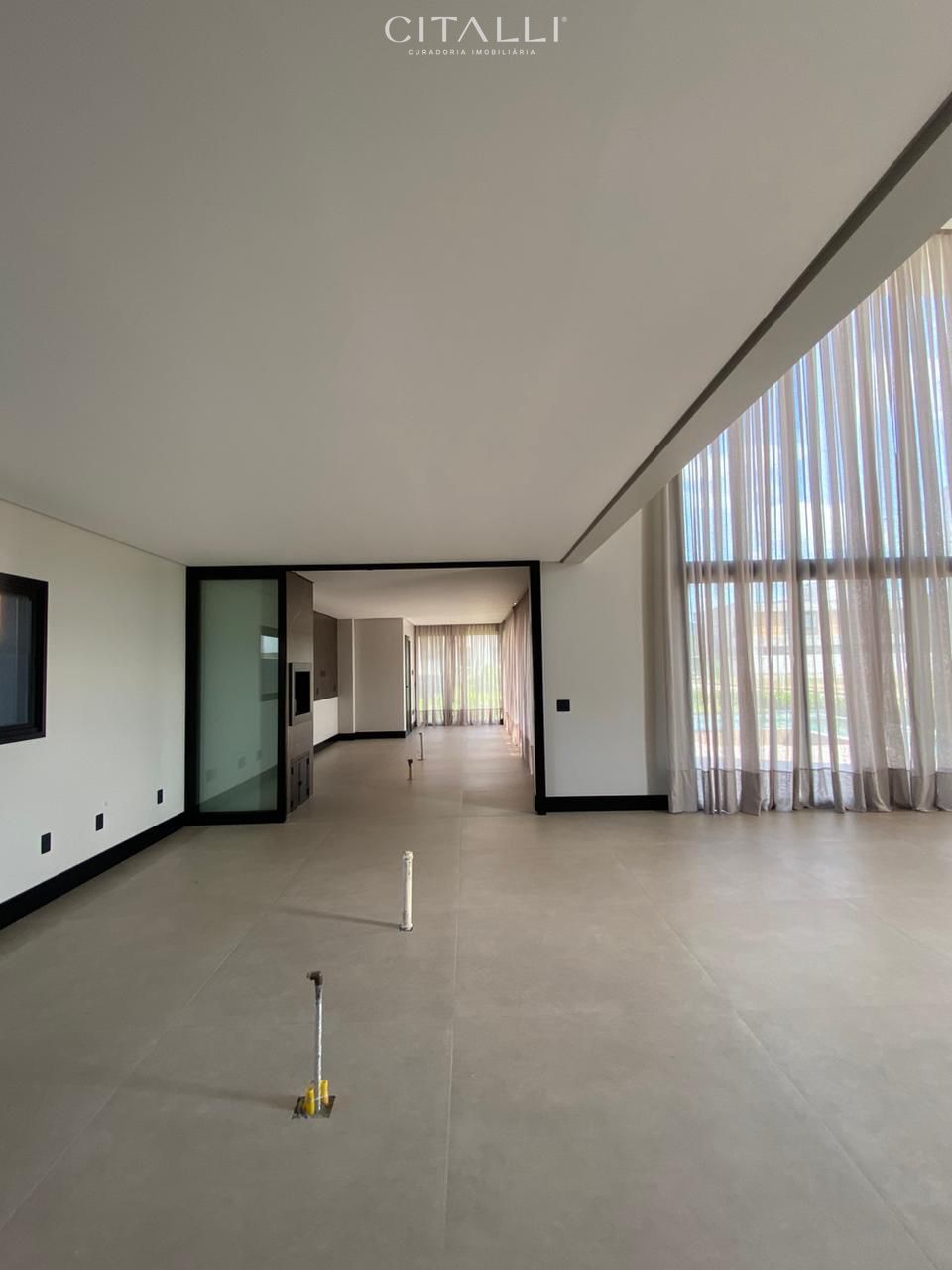 Casa no Condomínio Caledônia Private Village em Camboriú com 470 m² - Foto 3