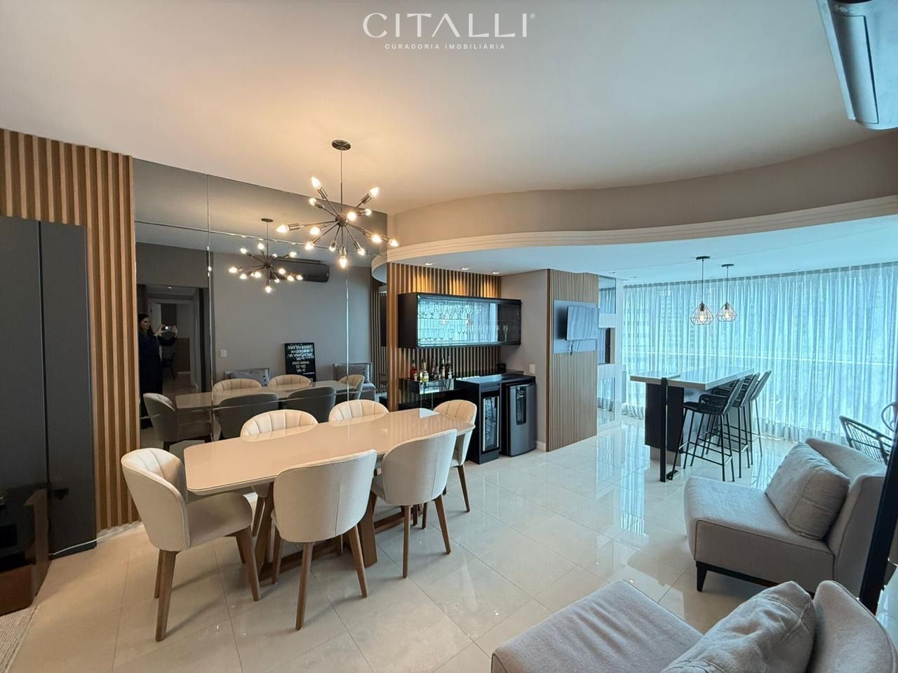 APARTAMENTO MOBILIADO NO EDIFÍCIO LA MADESON – BALNEÁRIO CAMBORIÚ - Foto 1