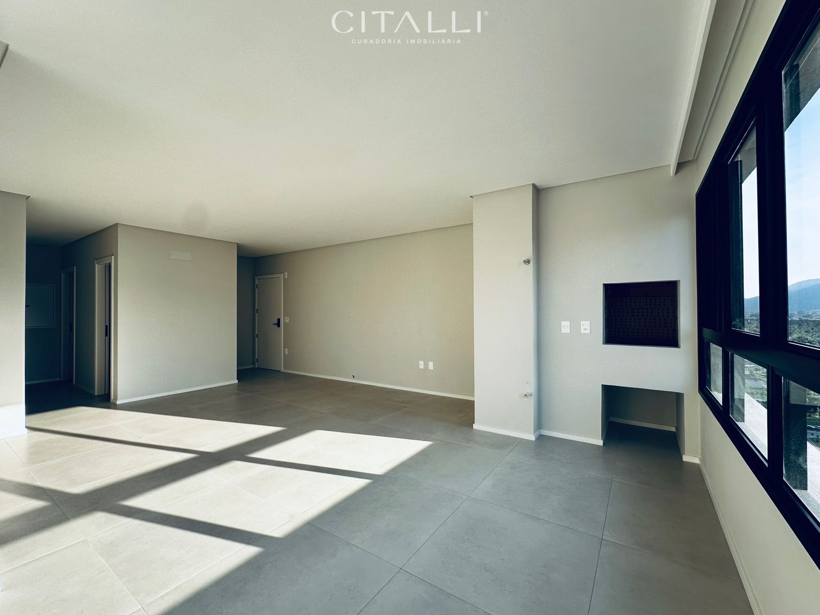 Apartamento 3 suítes no La Joie em Meia Praia Itapema - Foto 2
