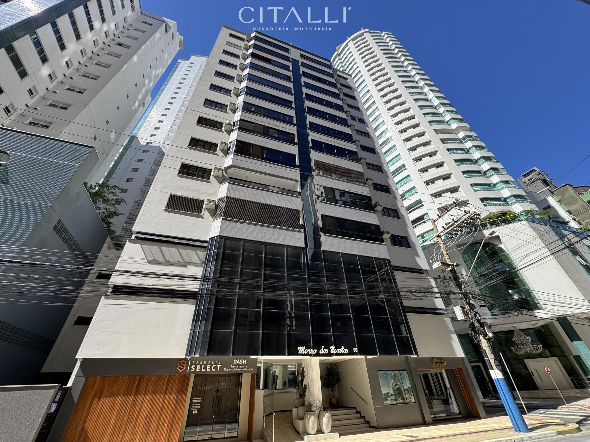 Apartamento no Edifício Torre dos Ventos em Balneário Camboriú com 107 m² - Foto 1