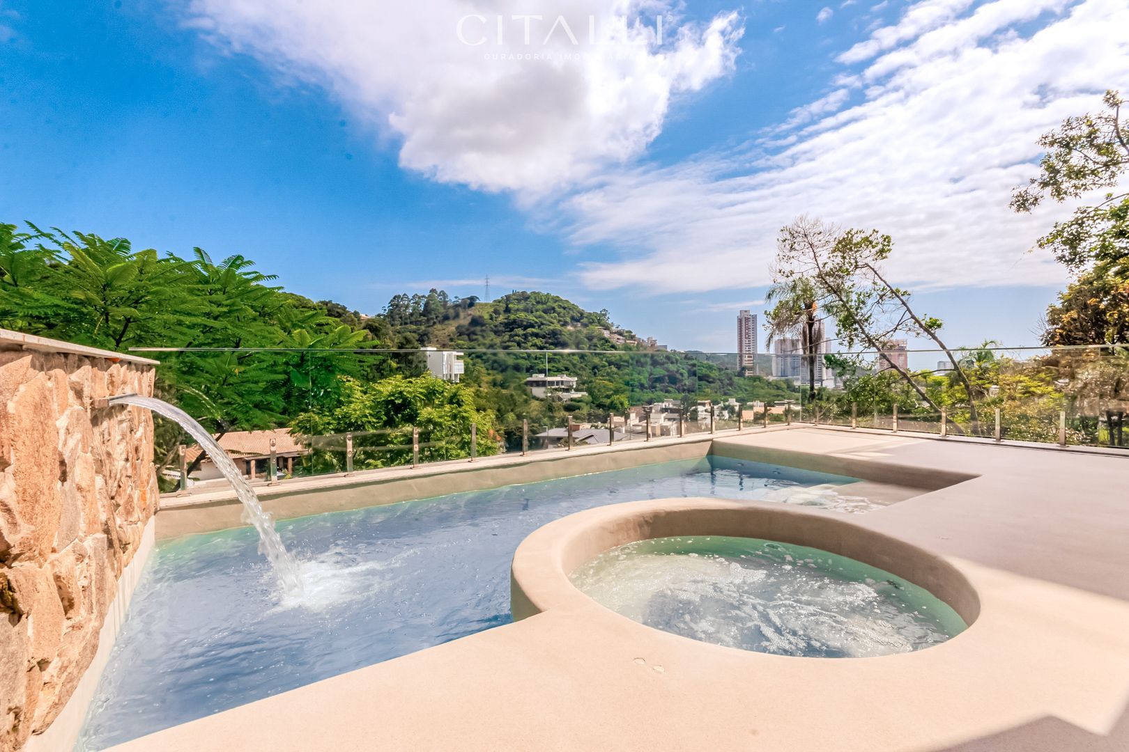 Casa no Condomínio Horizontal Praia Brava em Itajaí com 834,50 m² - Foto 2