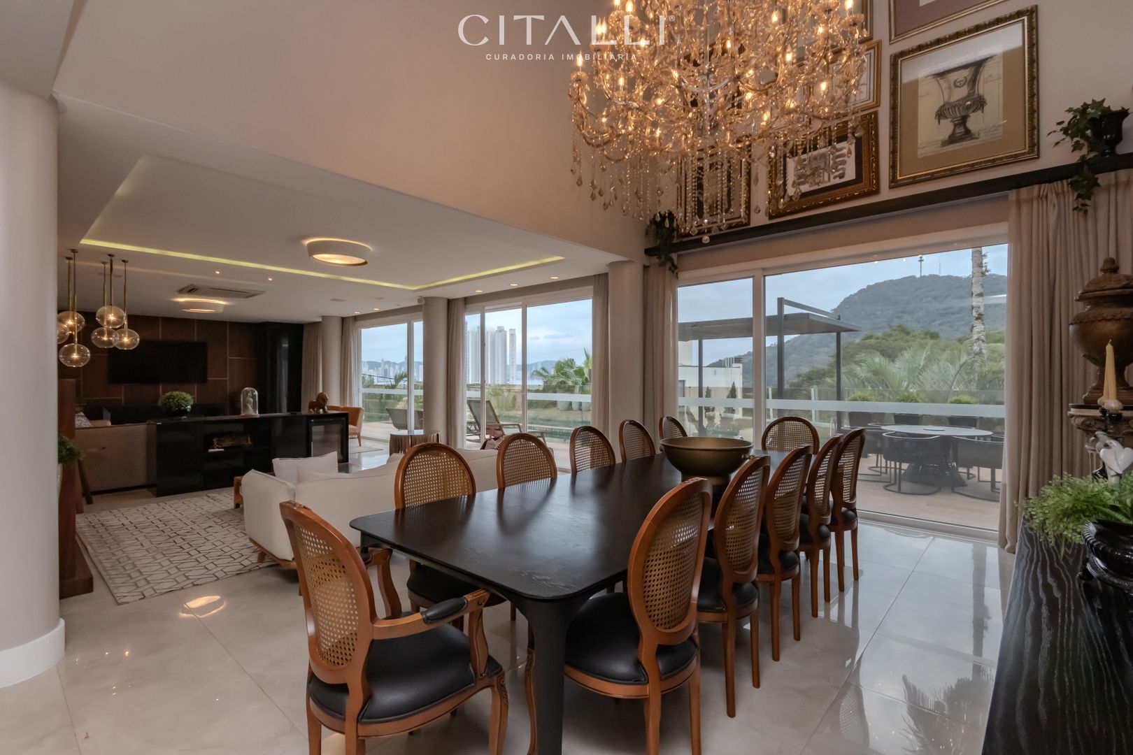 Alto Padrão e Sofisticação | Casa mobiliada e decorada no Condomínio Bella Vista. - Foto 1