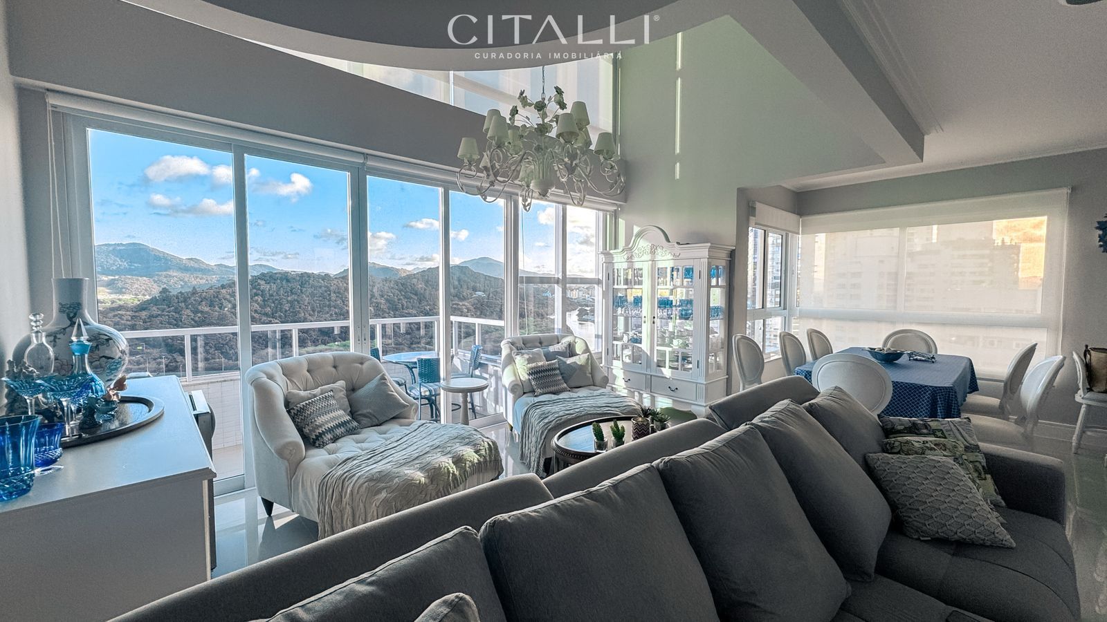 Apartamento no Edifício Vista Bella em Balneário Camboriú com 150 m² - Foto 2