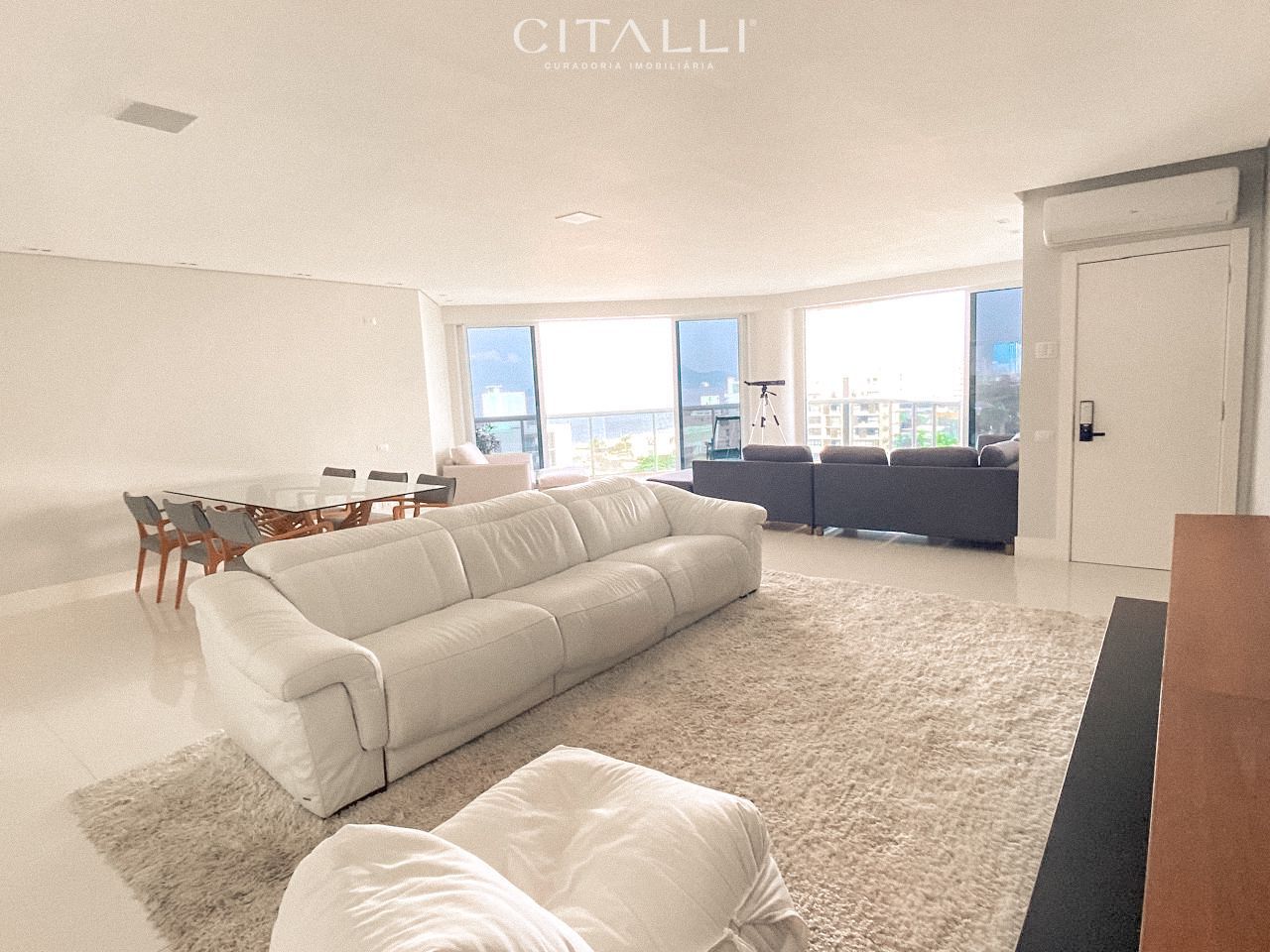 Apartamento no Edifício Brava Home Resort na Praia Brava em Itajaí com 207 m² - Foto 2