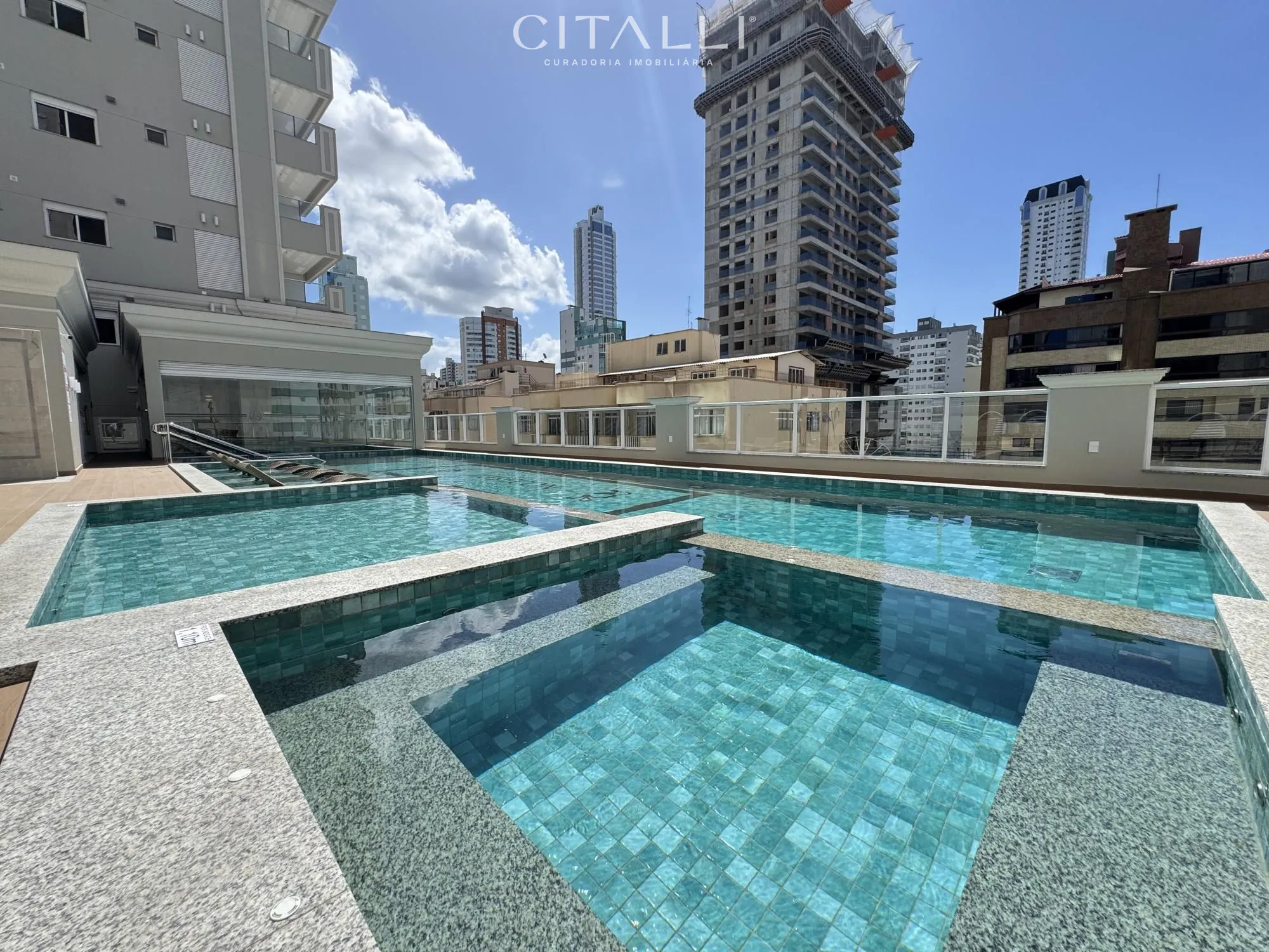 APARTAMENTO NO EDIFÍCIO LA BELLE TOUR RESIDENCE – BALNEÁRIO CAMBORIÚ - Foto 5