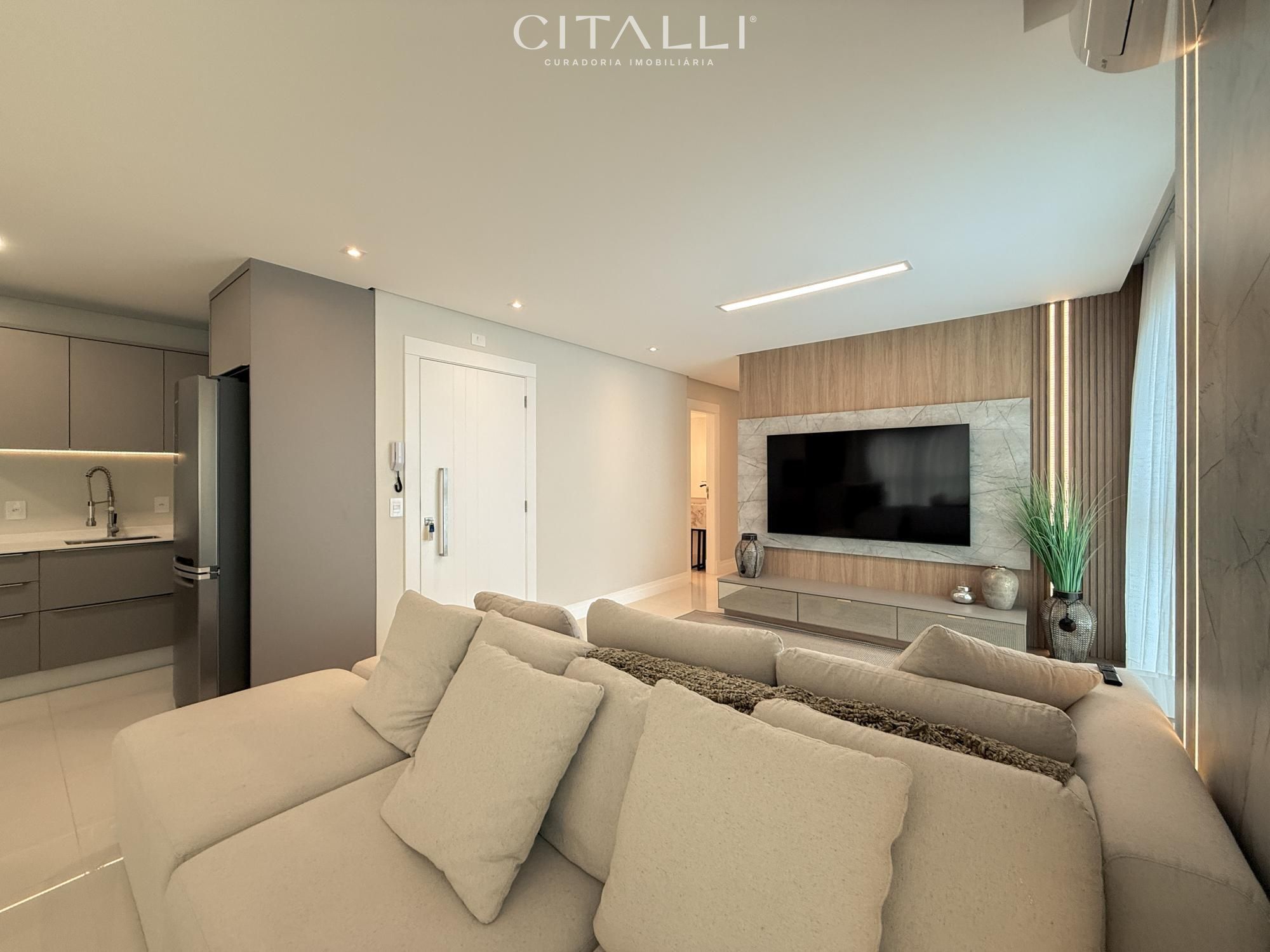 Apartamento à Venda no Eleganza Tower em Balneário Camboriú, 140m², 04 quartos - Foto 4