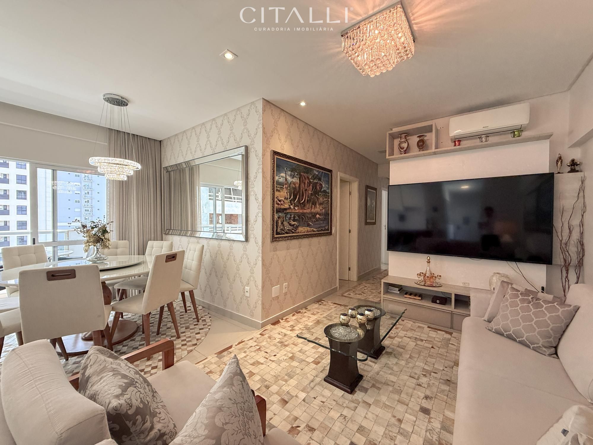 Apartamento à Venda no Mont Saint Michel em Balneário Camboriú, 126m² - Foto 1