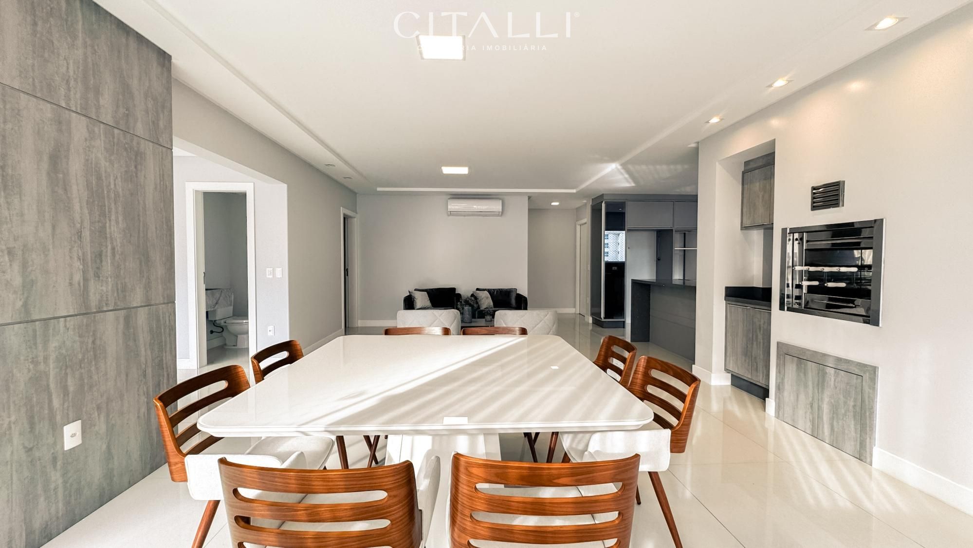 Apartamento no Edifício Ilha Di Simy em Balneário Camboriú com 155 m² - Foto 3