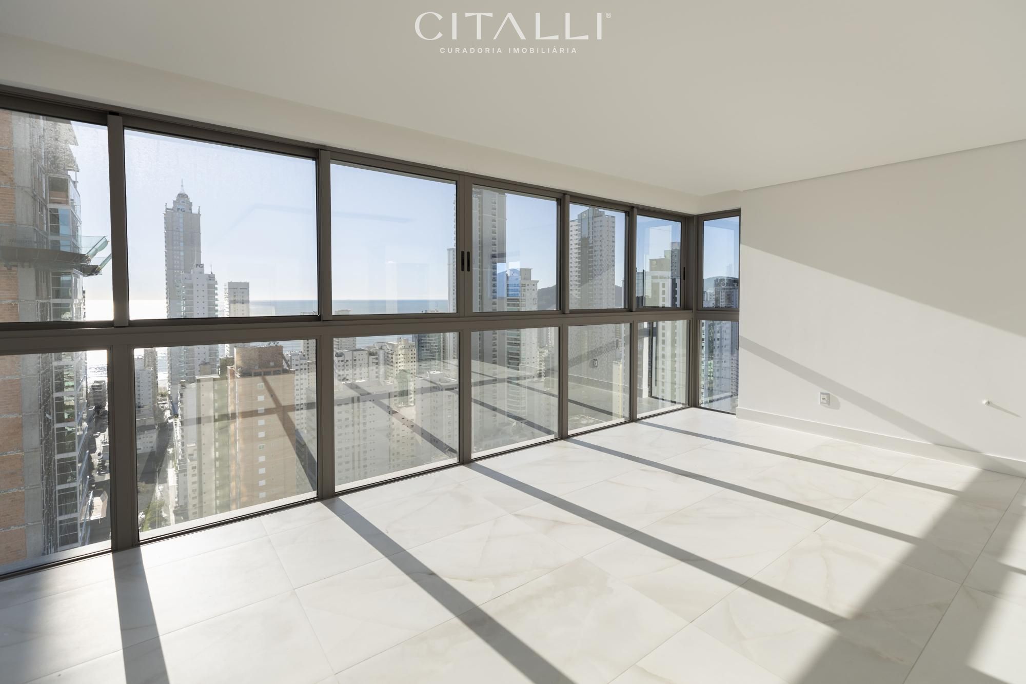 Apartamento no Edifício Ocean Breeze em Balneário Camboriú com 167 m² - Foto 1