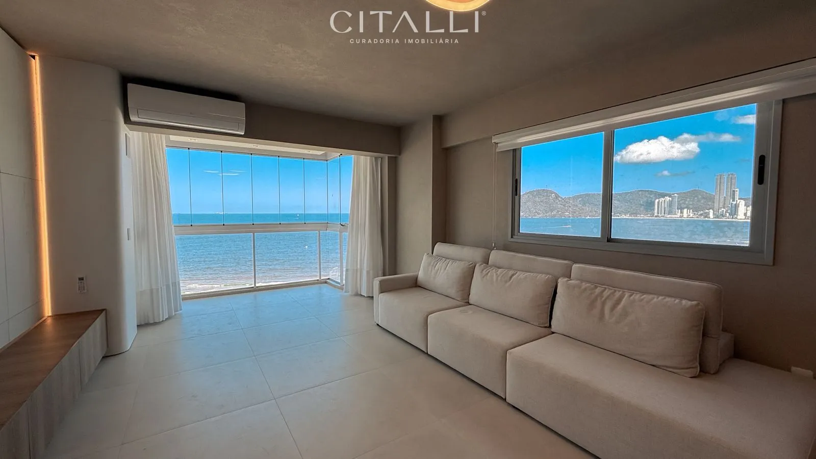 APARTAMENTO FRENTE MAR EM BALNEÁRIO CAMBORIÚ REFORMADO E MOBILIADO NO EDIFÍCIO IMPERATRIZ - Foto 1