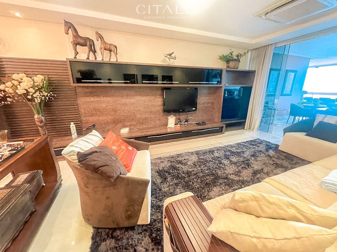 Apartamento  com 04 suítes o Edifício Metropolis em Balneário Camboriú - Foto 3