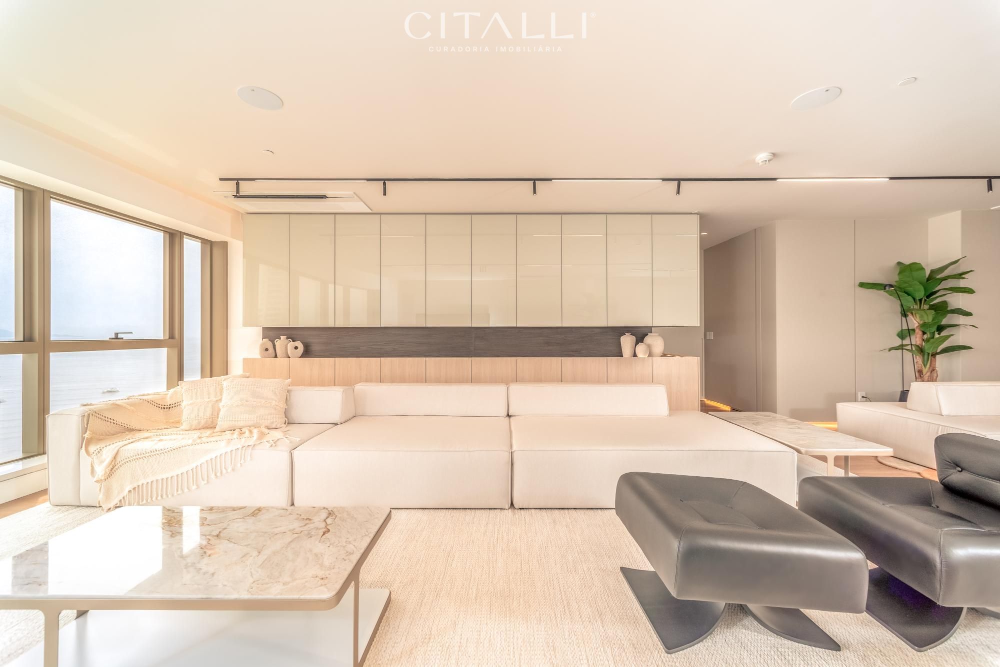 Apartamento no Edifício Yachthouse em Balneário Camboriú com 261 m² - Foto 2