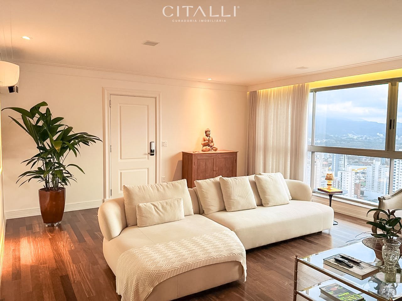 Apartamento no Edifício Privilège Residence Balneário Camboriú com 159,94 m² - Foto 1