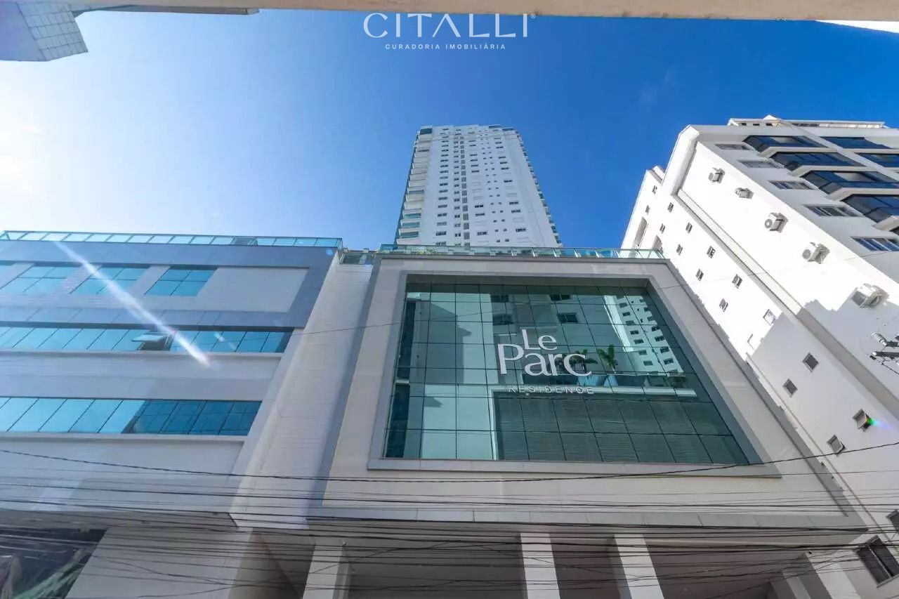 APARTAMENTO NO EDIFÍCIO LE PARC – BALNEÁRIO CAMBORIÚ - Foto 1