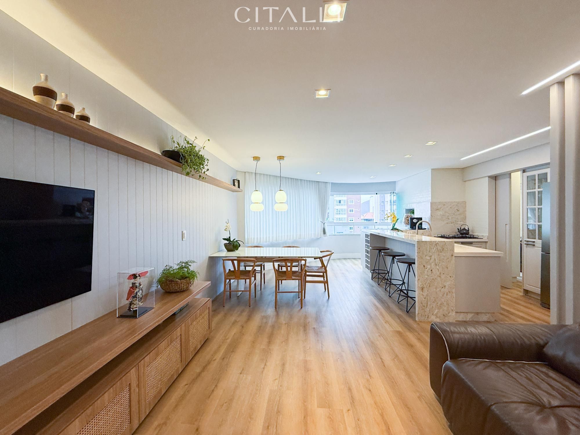 Apartamento à Venda no Porto Luna em Balneário Camboriú, 91m², 02 suítes - Foto 1