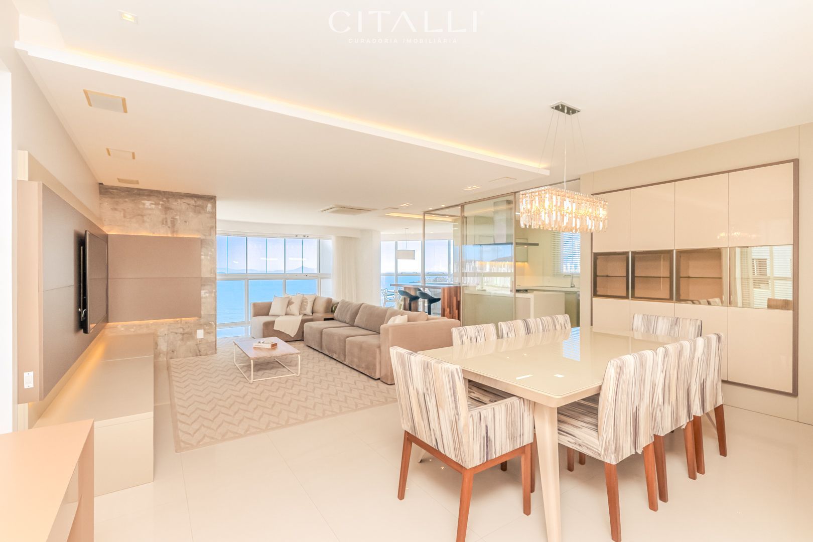 Apartamento no Edifício Ibiza Towers em Balneário Camboriú com 238 m² - Foto 2