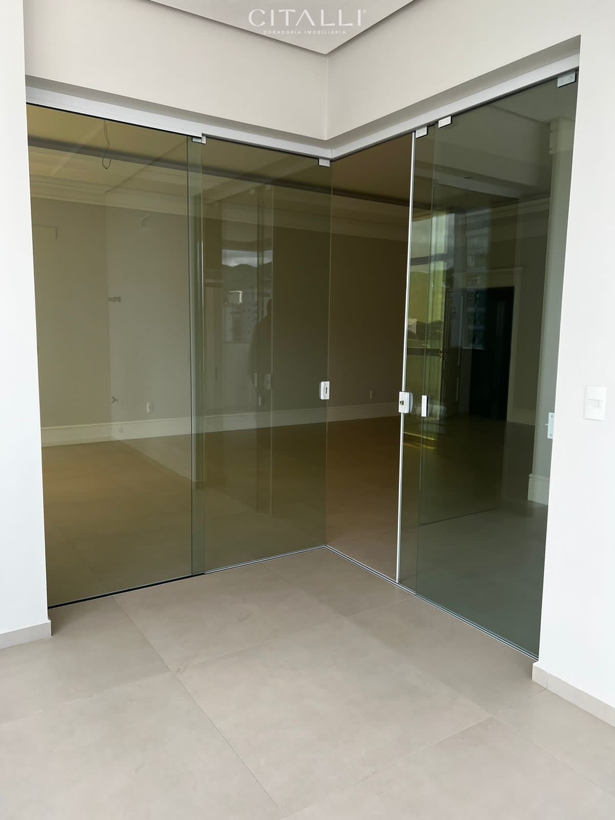 Apartamento no Edifício Magnifique Imperiale em Itapema com 190 m² - Foto 2