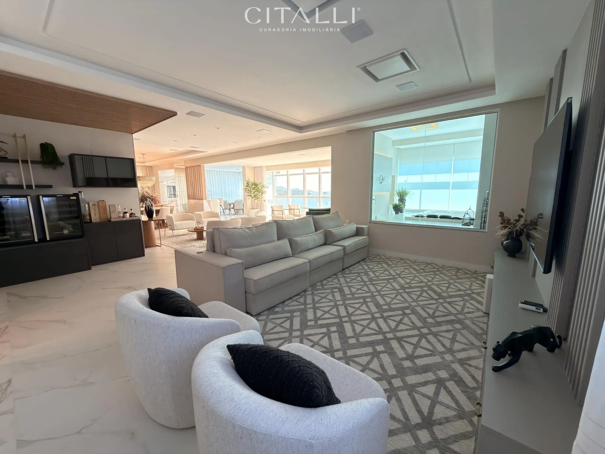Apartamento no coração da meia Praia com vista pra o mar. - Foto 4