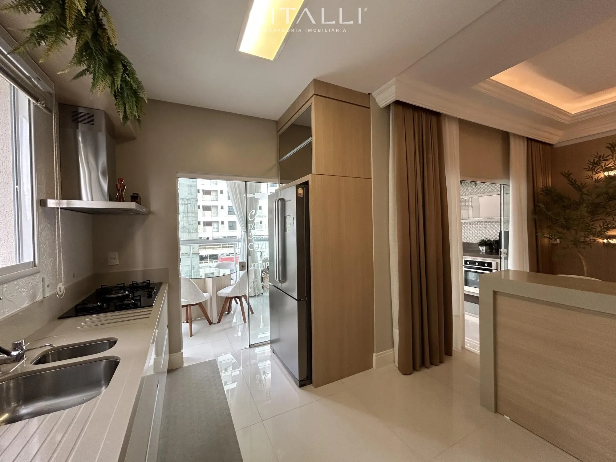Apartamento no Edifício Palazzo Luna na Meia Praia com 200 m² - Foto 5