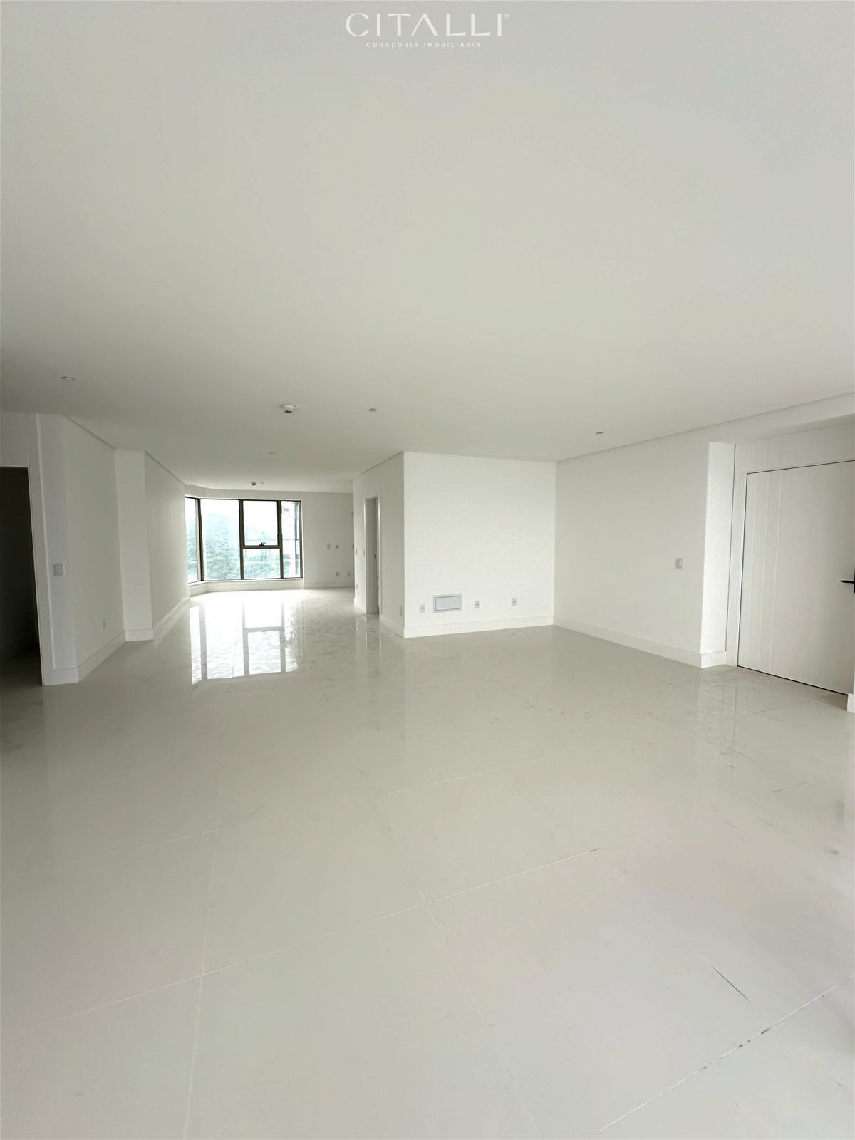 Apartamento no Edifício Yachthouse by Pininfarina em Balneário Camboriú com 265 m² - Foto 4