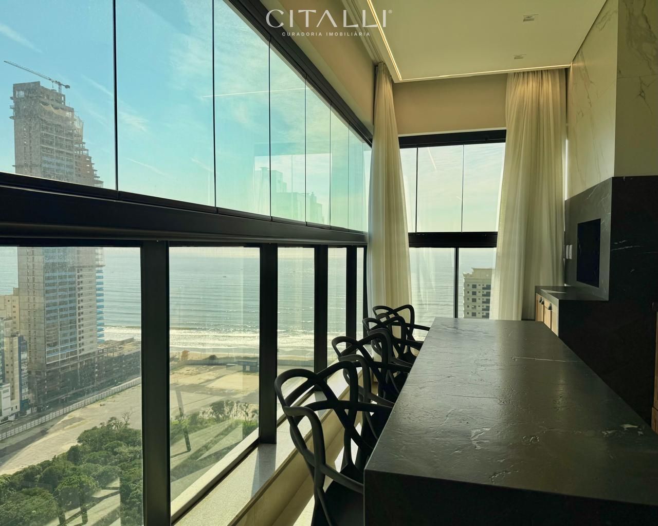 Apartamento no Edifício Paramount Tower em Itapema com 183,15 m² - Foto 4