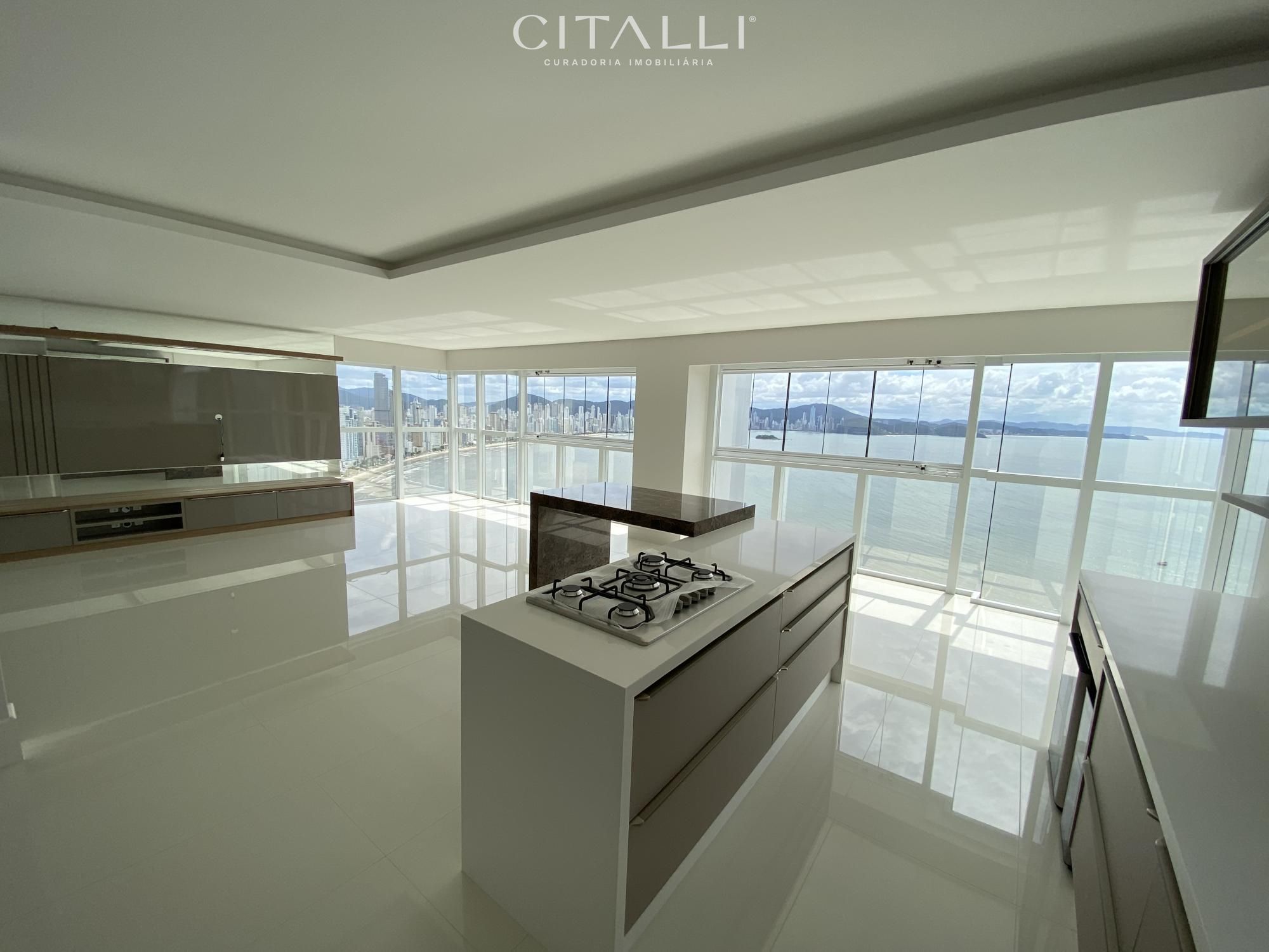 Apartamento no Edifício Ibiza Towers em Balneário Camboriú com 237 m² - Foto 1