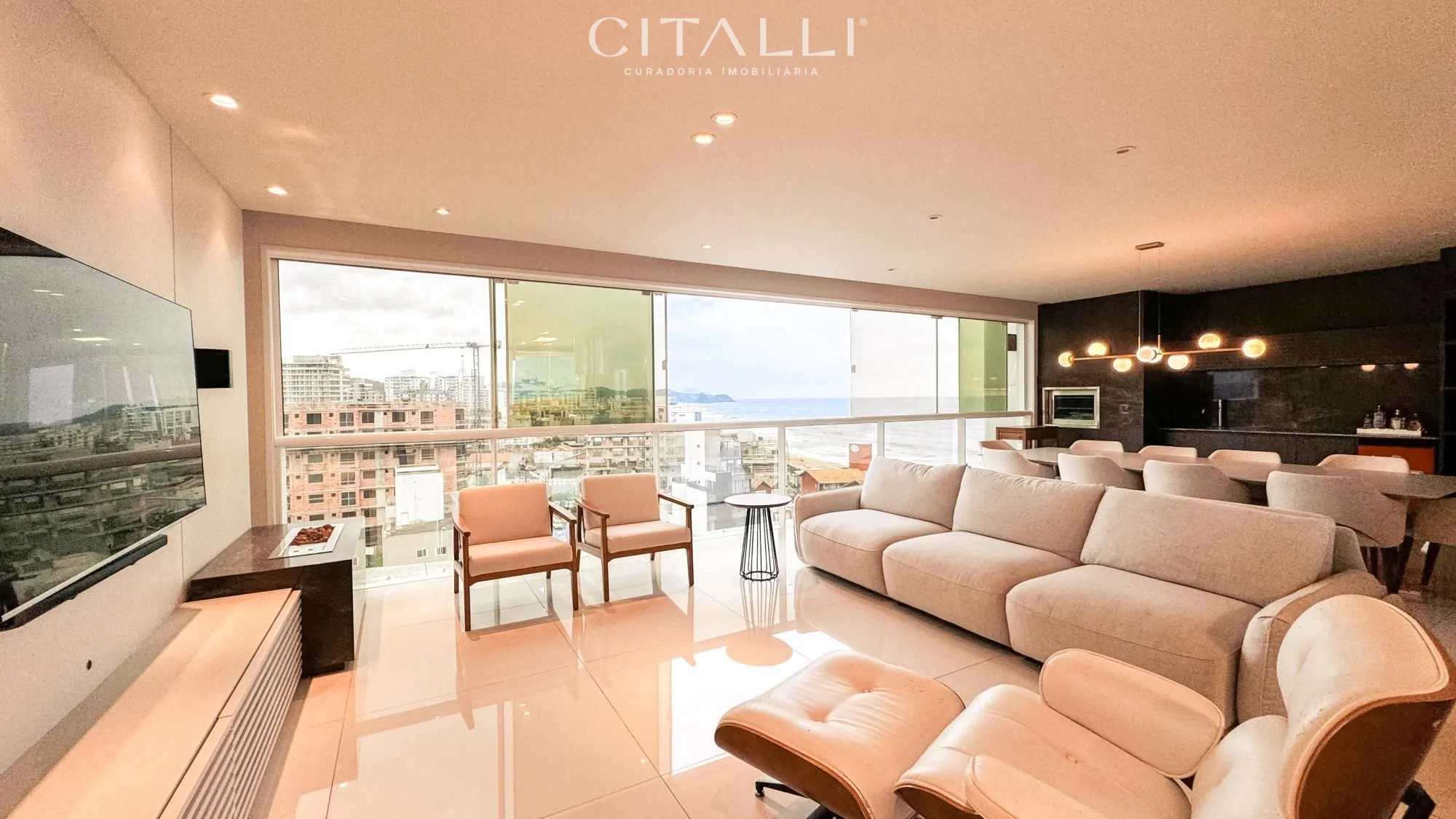 Apartamento no Edifício Mirage Residence na Praia Brava em Itajaí com 190 m² - Foto 1