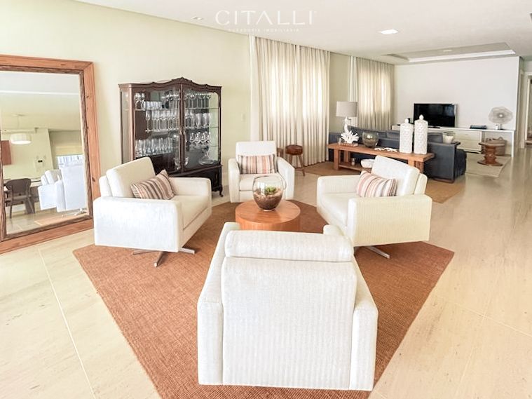 Apartamento no Edifício Ocean Palace  em Balneário Camboriú com 257 m² - Foto 2