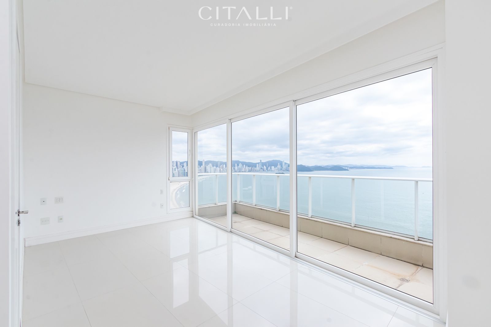 Cobertura Triplex no Edifício Gran Palazzo em Balneário Camboriú - Foto 5