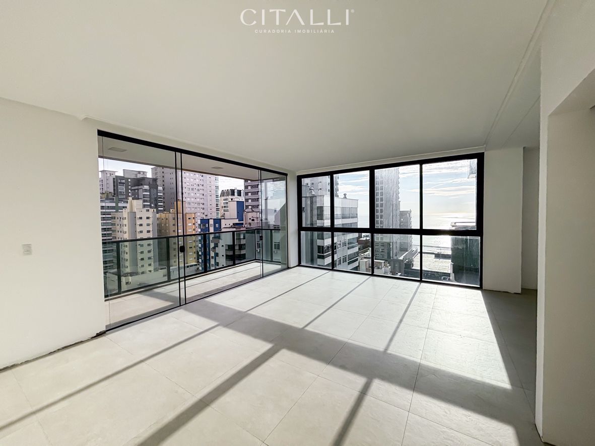 Apartamento no Edifício Aalborg em Itapema com 143,80 m² - Foto 2