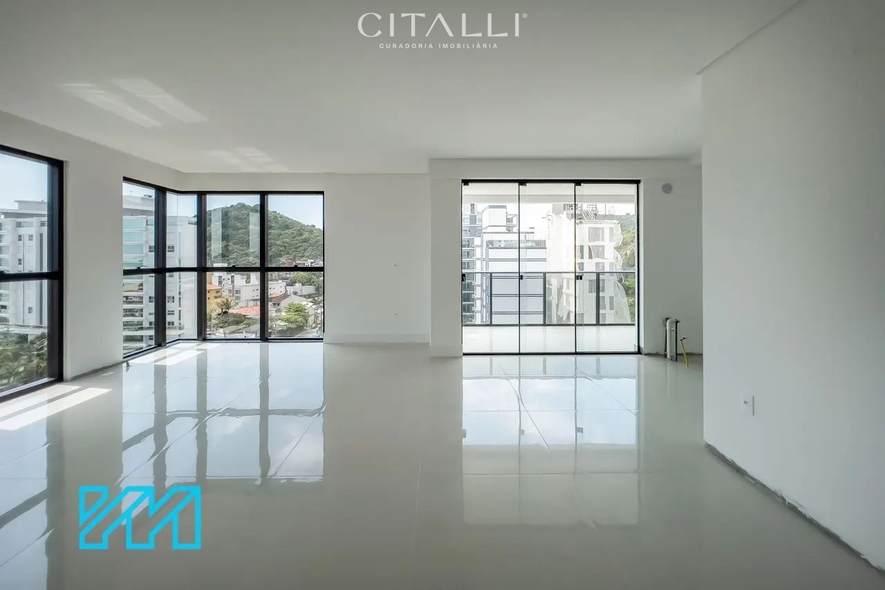 Apartamento com 04 suítes no Edifício Brava Palace Residence em Itajaí com 173m² - Foto 2