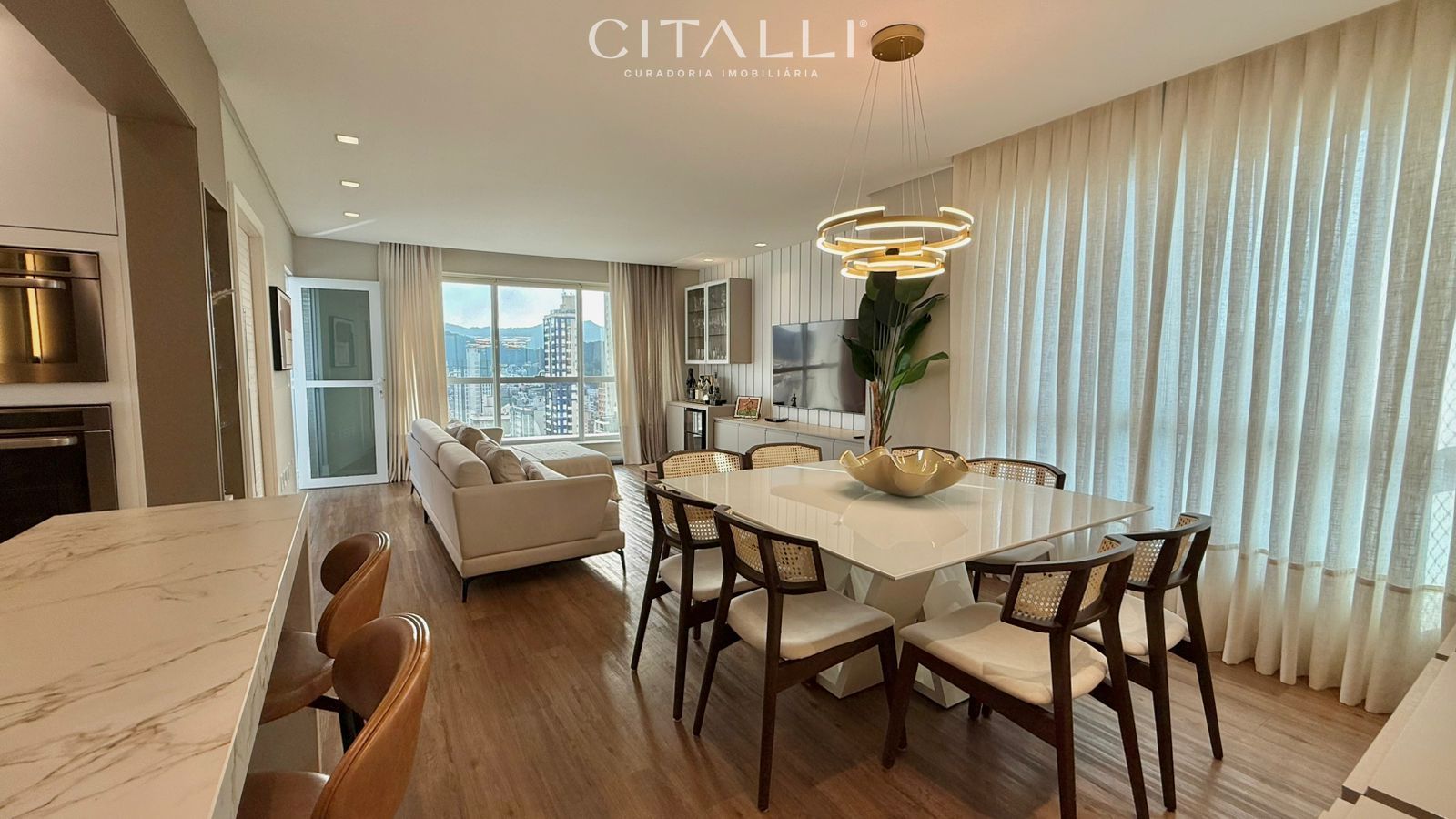 Apartamento no Edifício Solar Gonçalves em Balneário Camboriú com 158 m² - Foto 3
