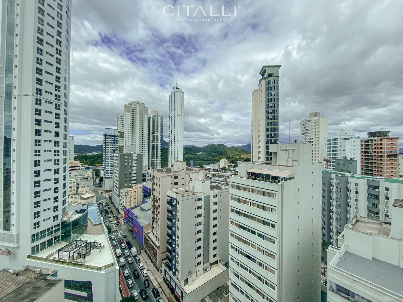 Apartamento à Venda no Le Majestic em Balneário Camboriú, 128m², 03 suítes - Foto 5