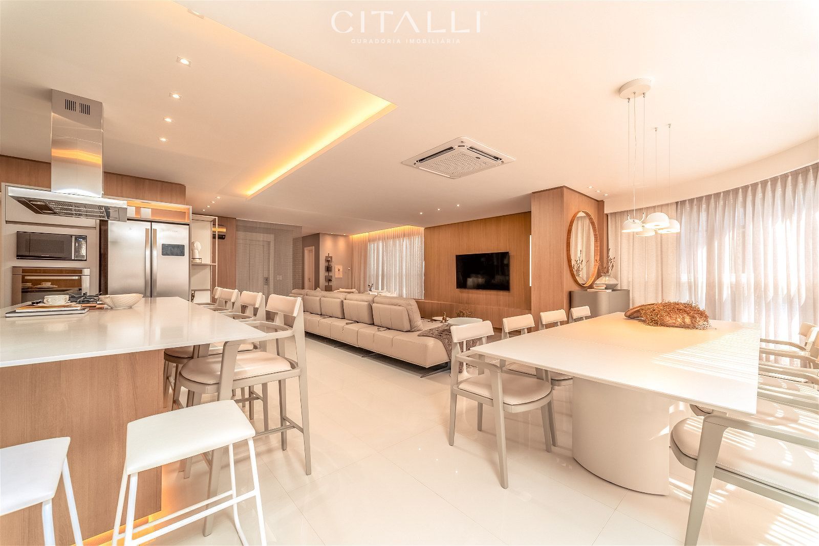 Apartamento no Edifício Ibiza Towers em Balneário Camboriú com 238 m² - Foto 2