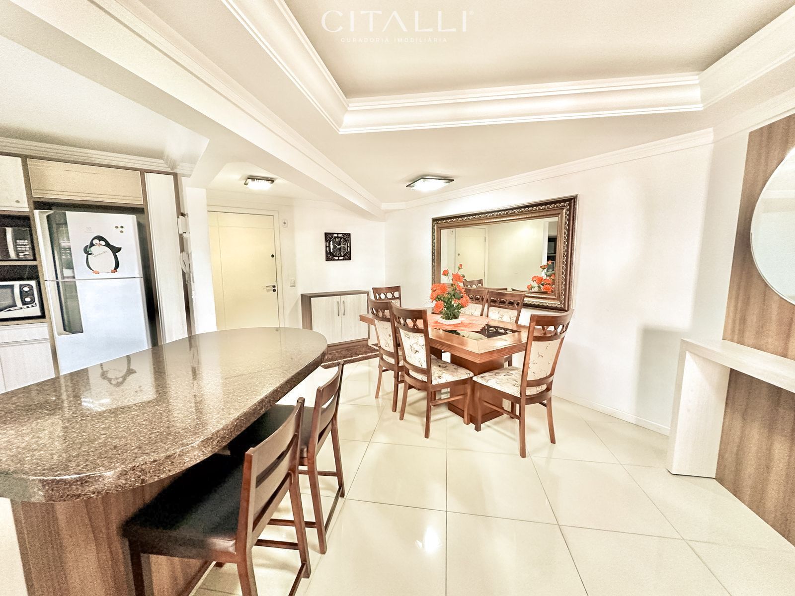 Apartamento no Edifício Barcelona em Balneário Camboriú com 105,10 m² - Foto 4