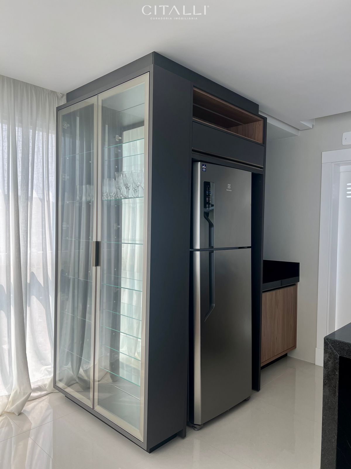 Apartamento quadra mar mobiliado a venda Balneário Camboriú - Foto 3