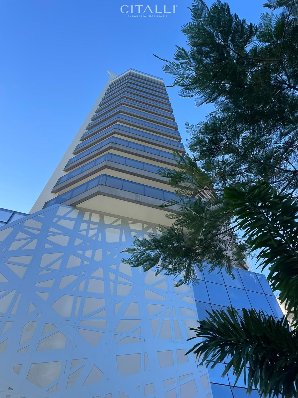Apartamento 3 dorms com vista no Saco da Fazenda – Serenity Tower - Foto 1