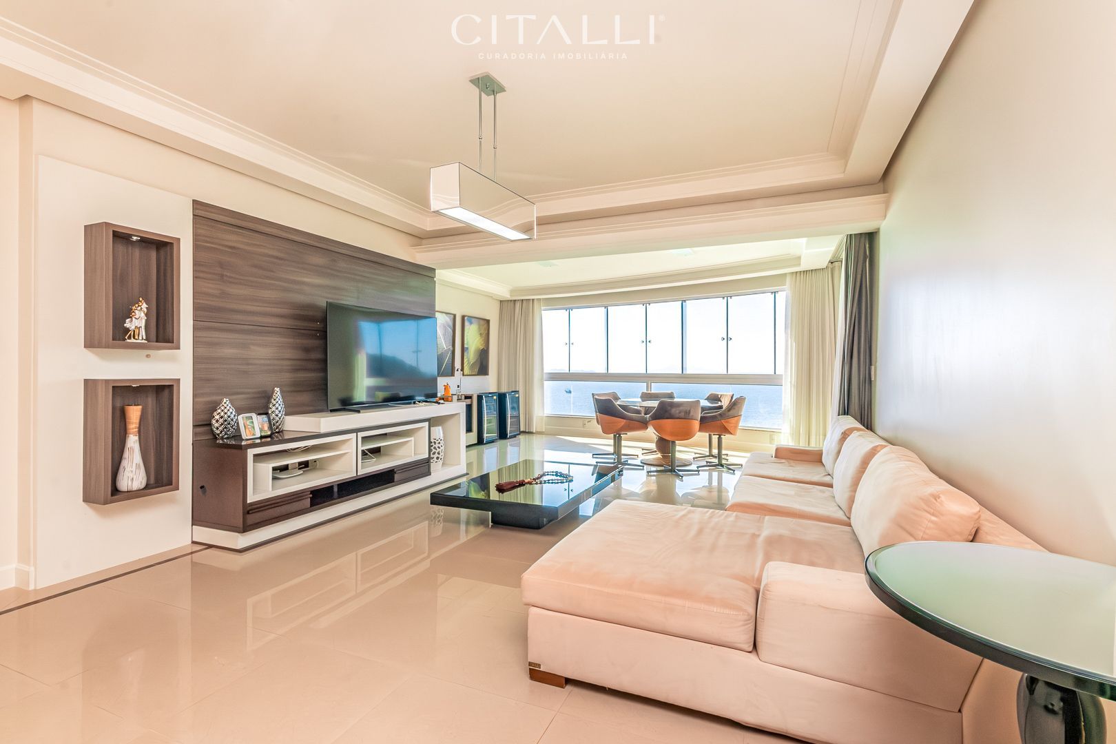 Apartamento no Edifício Beverly Hills em Balneário Camboriú com 185 m² - Foto 2
