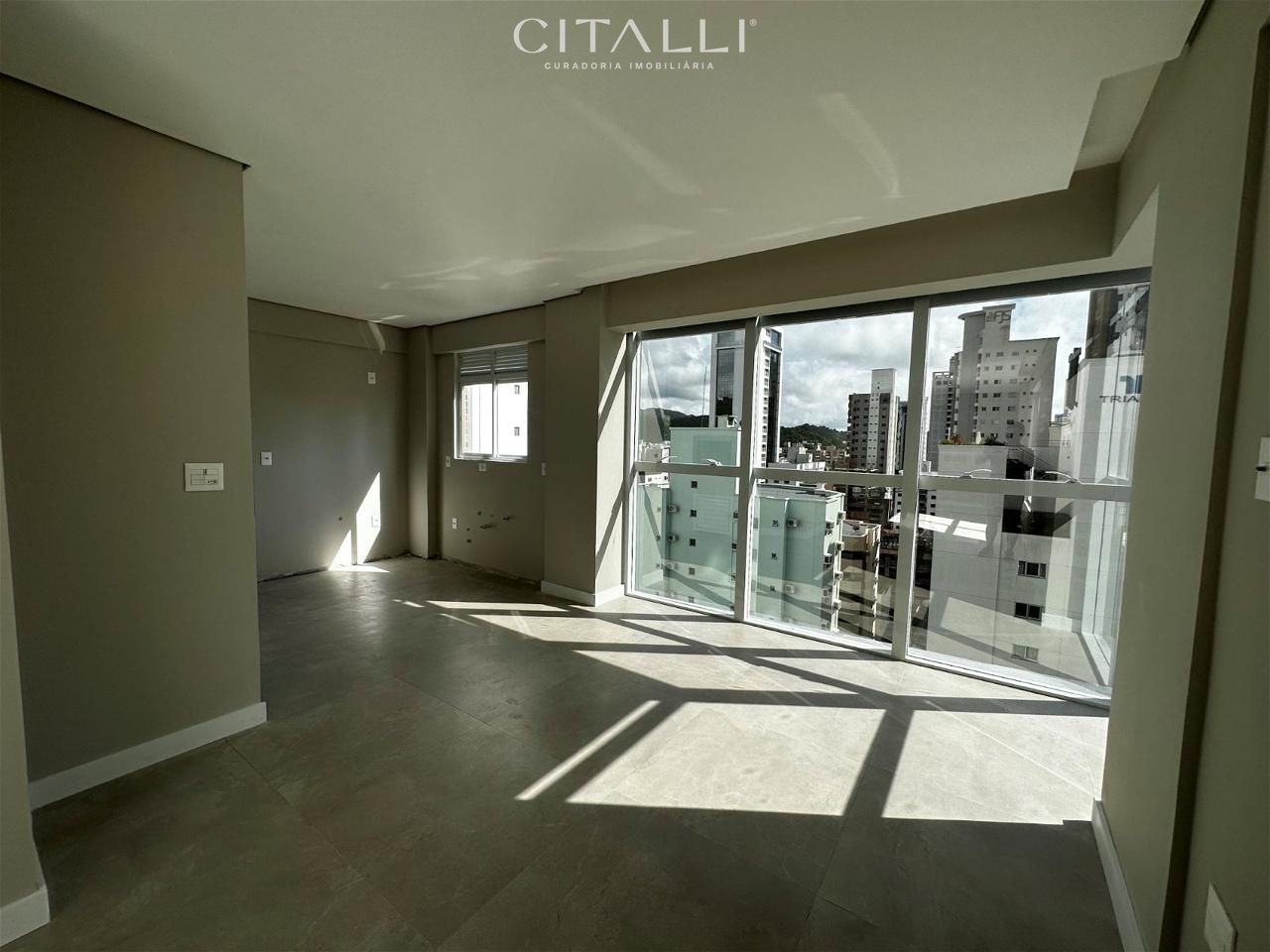Apartamento no Edifício Granada em Balneário Camboriú com 93,16 m² - Foto 1