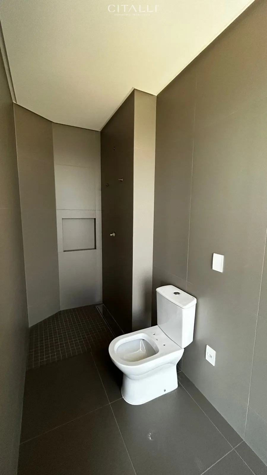 Apartamento mobiliado no Edifício Yachthouse em Balneário Camboriú com 261 m² - Foto 5
