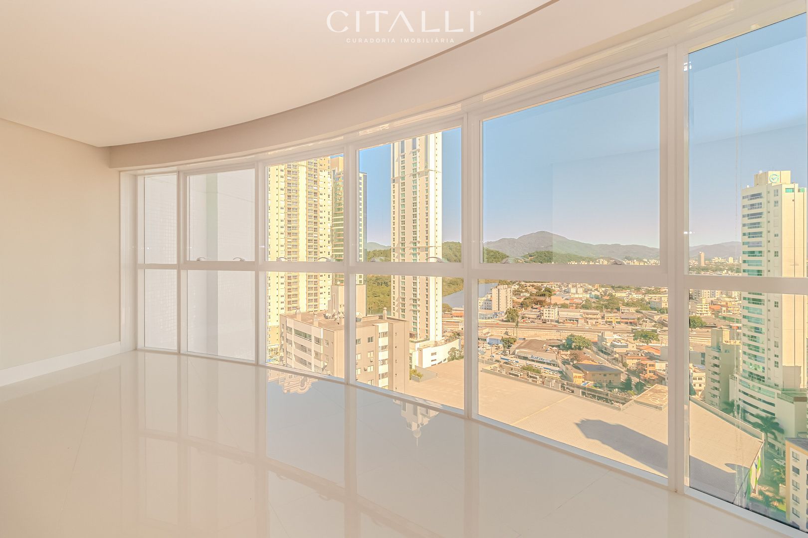 Apartamento no Edifício Magnifique Tower em Balneário Camboriú com 138,64 m² - Foto 3