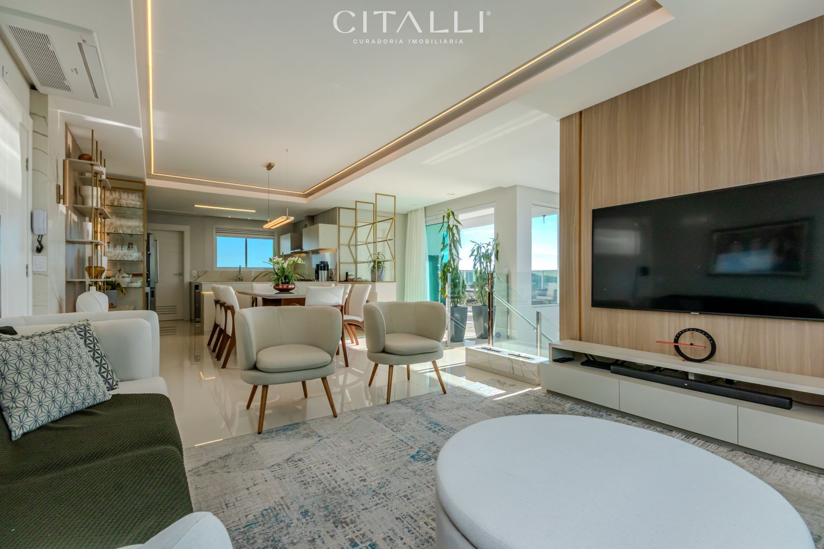 Cobertura Duplex Mobiliada no Phoenix Tower em Balneário Camboriú. - Foto 4